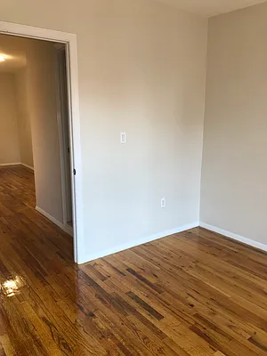 Rented by Warren T Real Estate Corp. | media 4