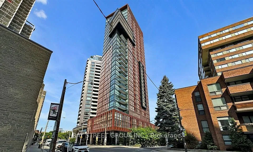 32 Davenport Rd #2608