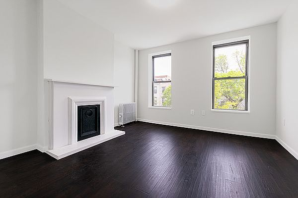 1st image of 662 6th Ave APT 3R