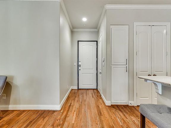 4th image of 4343 McKinney Ave #D103