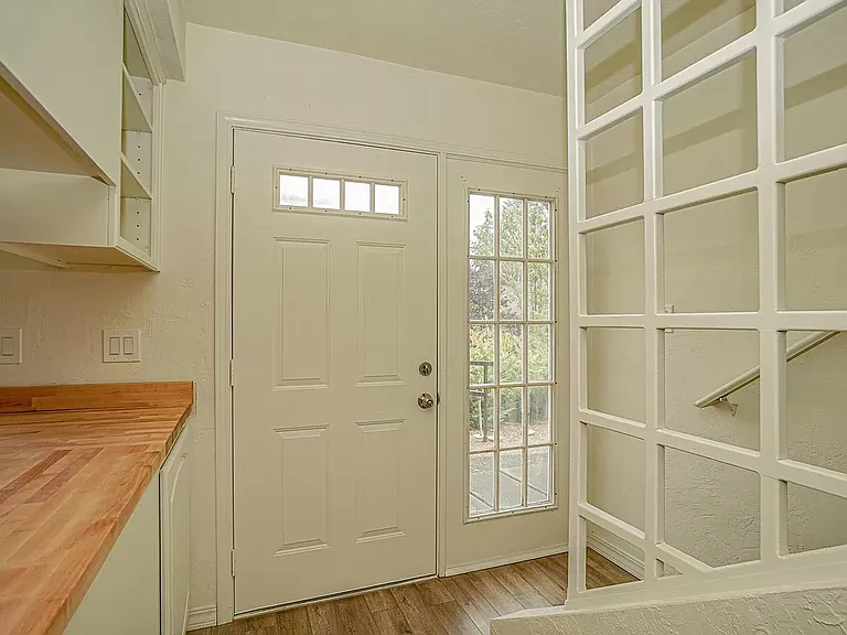 495 Chestnut St #20 — Photo 4