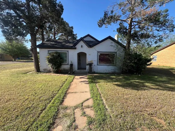 1901 N 5th St, Tahoka, TX 79373