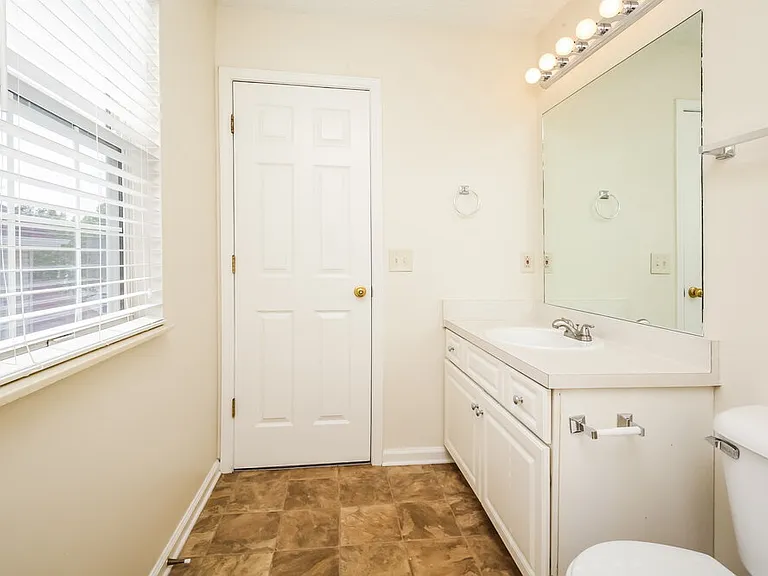 3508 Glenfalls Dr — Photo 13