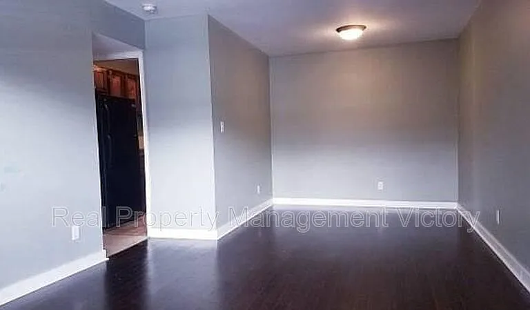 1171 16th Ave S #E — Photo 3