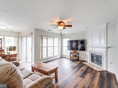 8238 Catbird Cir Unit 302, Lorton, VA, 22079
