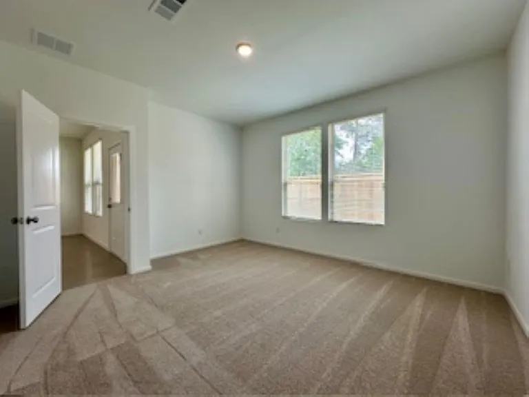 500 Kinglet Dr — Photo 8
