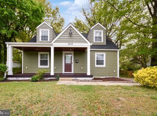 2412 Fort Dr, Alexandria, VA 22303