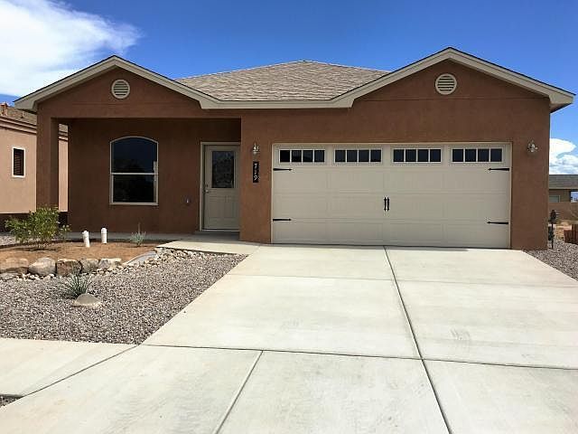 1st image of 307 Sunrise Bluffs Dr