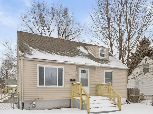 1031 Good Pl, South Bend, IN 46616