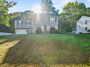 30 Lloyd Ave, Wrentham, MA 02093