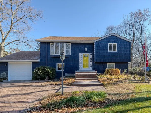 30 Kenneth Avenue, Huntington, NY 11743