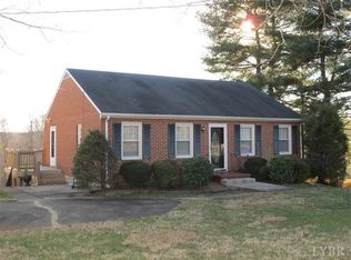 5129 Boonsboro Rd, Lynchburg, VA 24503