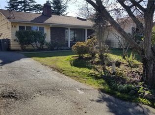 211 SW 184th St, Normandy Park, WA 98166