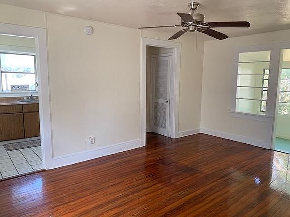 3rd image of 750 7th Ave N
