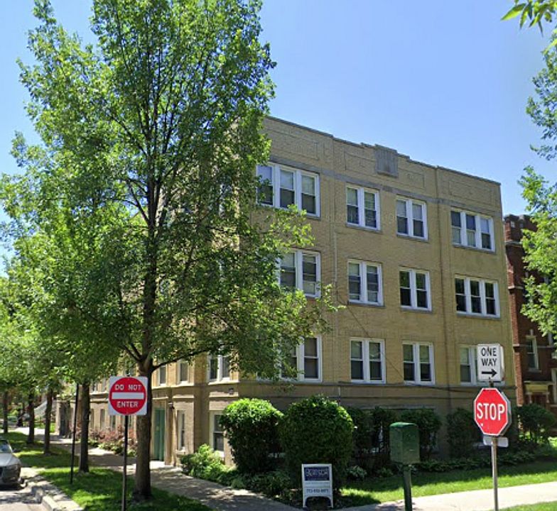 1st image of 4554 N Maplewood Ave APT 3D