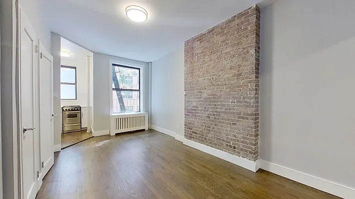 Rented by Compass | media 7