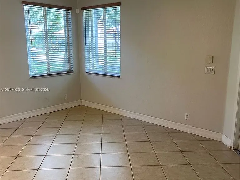 2847 S Evergreen Cir — Photo 16