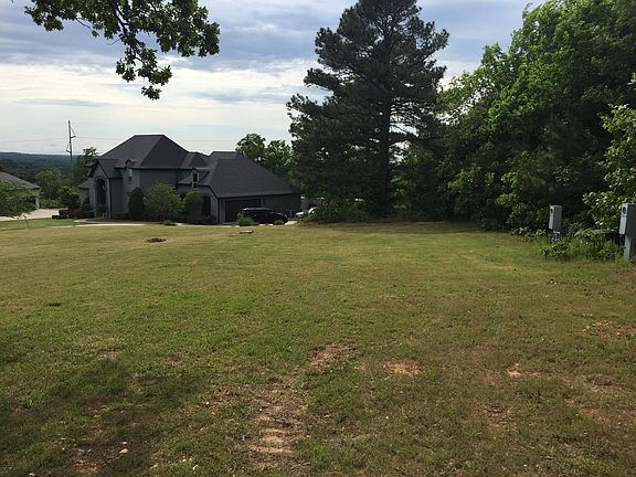 2nd image of Delmonico Dr