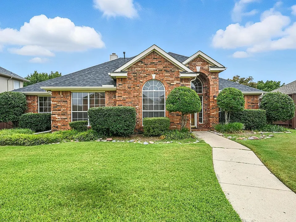 2504 Indian Paint Dr