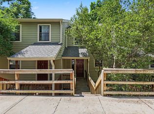 314 Cedarwood Ln, Carrboro, NC 27510