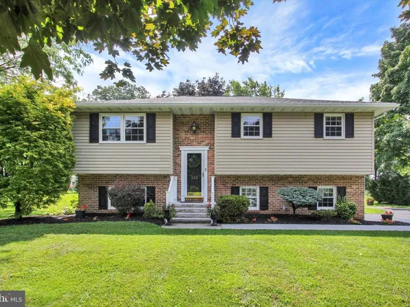 265 Bollinger Rd, Littlestown, PA 17340