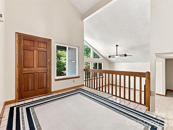 3rd image of 14301 Harbor Estate Rd