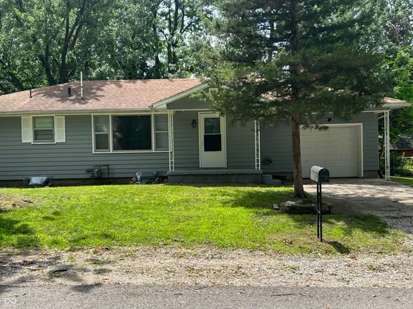 1903 Grant St, Terre Haute, IN 47802