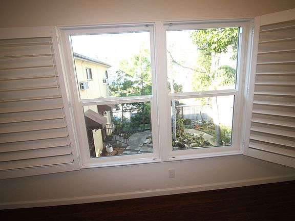 3rd image of 9563 W Olympic Blvd