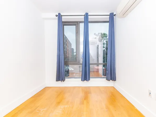 1006 Bushwick Avenue image 6 of 10