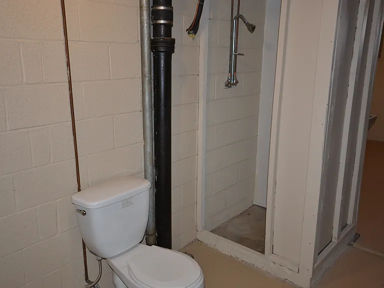 646 Morningview Ave — Photo 30