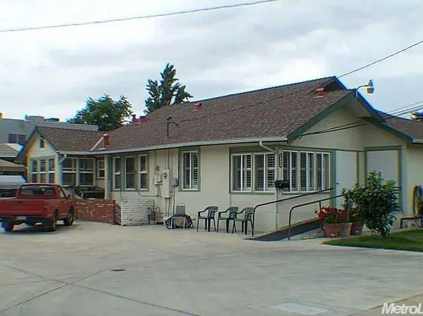 431 W J St, Oakdale, CA 95361