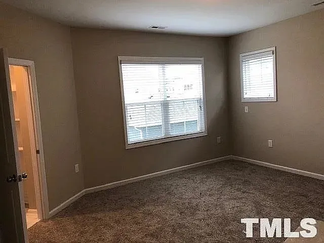 1648 Silo Point Dr — Photo 6