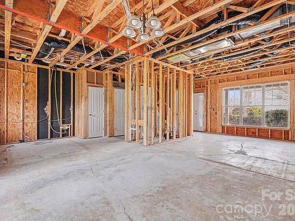 4th image of 4008 Wilgrove Way Dr