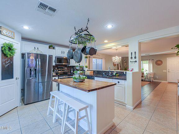 4th image of 18849 N SHELBY Drive