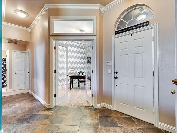 2nd image of 716 SW 156th Pl