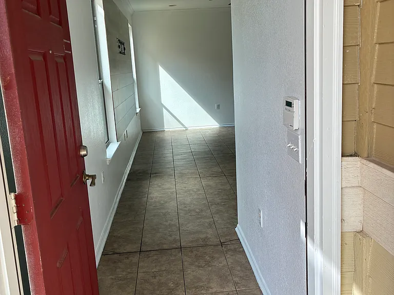 13408 Guarnere Dr — Photo 2