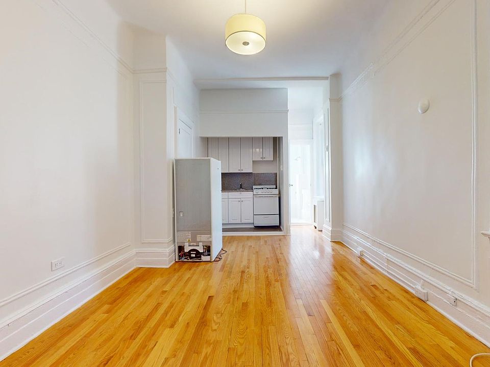 2nd image of 780 Madison Ave APT 7d
