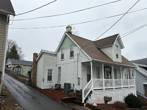 3rd image of 12708 New Row Rd NW