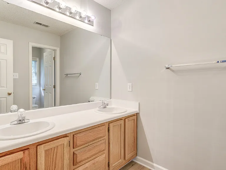 103 Unaka Ct — Photo 51