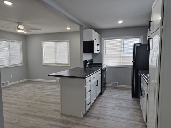 314 S Rose Hill Rd #B