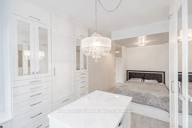 576 Front St W #1514 — Photo 25
