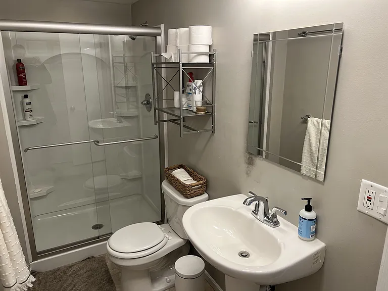 6451 Bretton Way - 17_05202026
