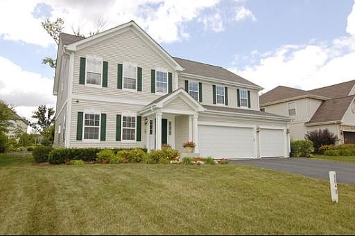 1st image of 8048 Orchard Cmns