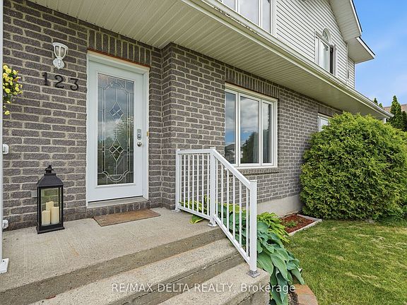 3rd image of 123 Panorama Ave