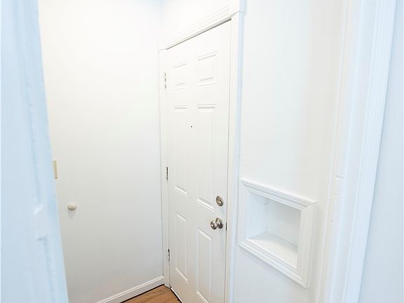 3rd image of 20600 Watson Rd