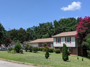 104 Hunters Trl, Greenville, SC 29615