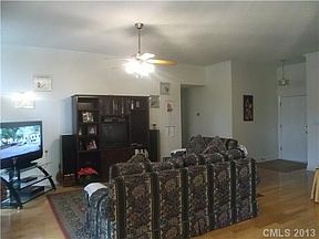 5th image of 3205 Bracey Ct