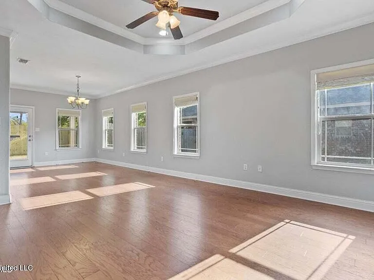 10388 Sweet Bay Dr — Photo 5
