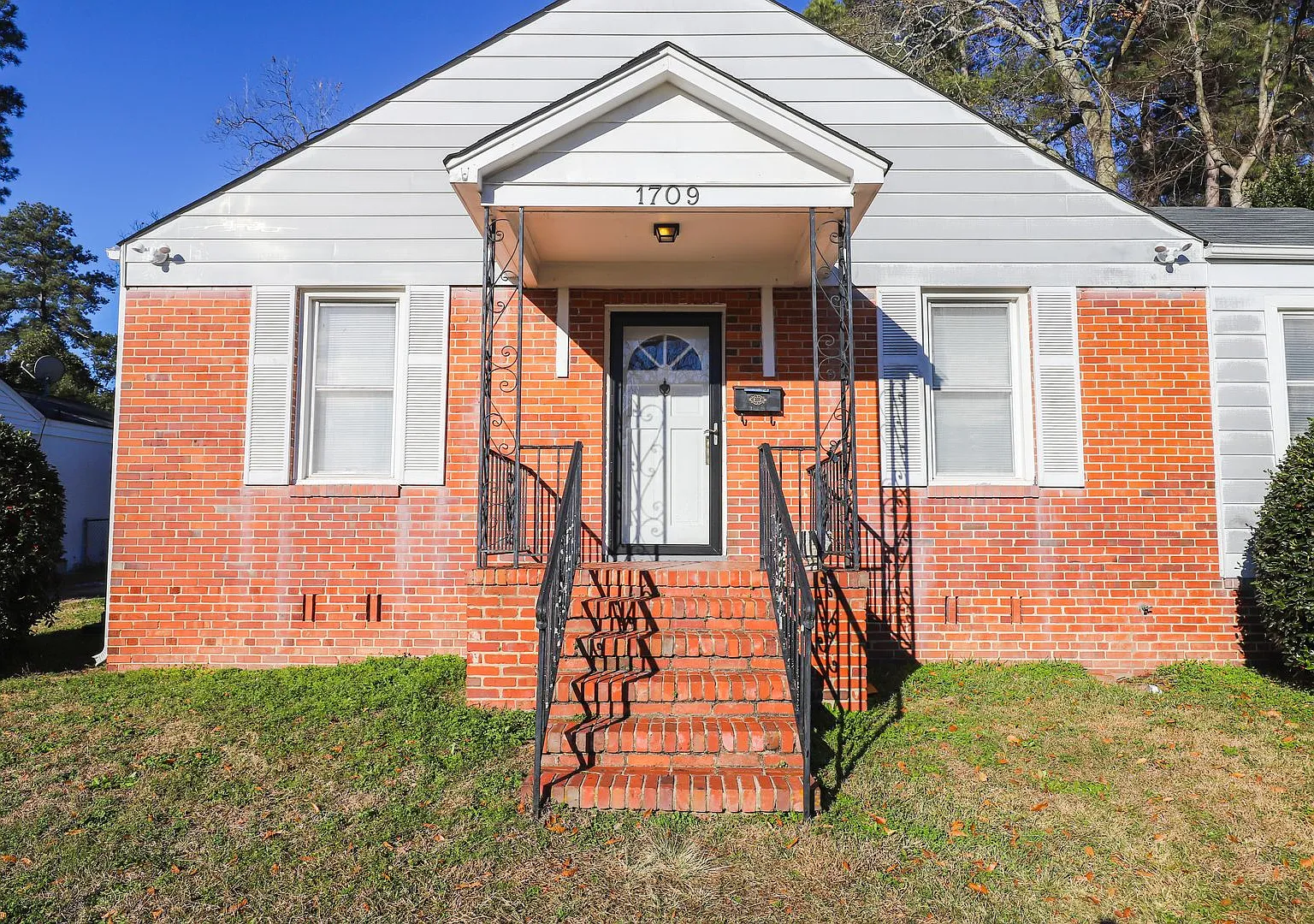 2 Bedroom 2 Bath Minutes From The Medical District — Photo 2