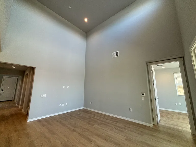 4088 Aura Way — Photo 8